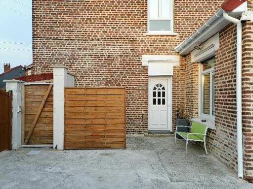 Privatif, Maison De Familiale 100m2 Avec Piscine, Parking Prive 
